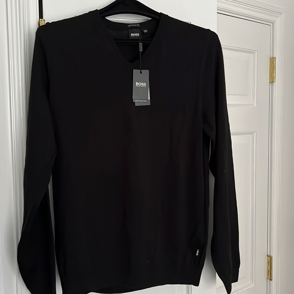 Hugo boss Melba sweater- Italian yarn- brand new never worn